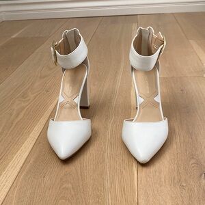 Adrienne Vittadini White Ankle Strap Heels